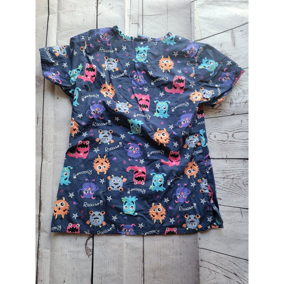 XS nurse scrub Tops winnie the pooh Pandas Monsters short sleeve tops - Picture 7 of 13